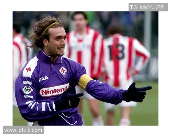 坚韧不拔的足球明星们如何在逆境中崛起成就辉煌职业生涯